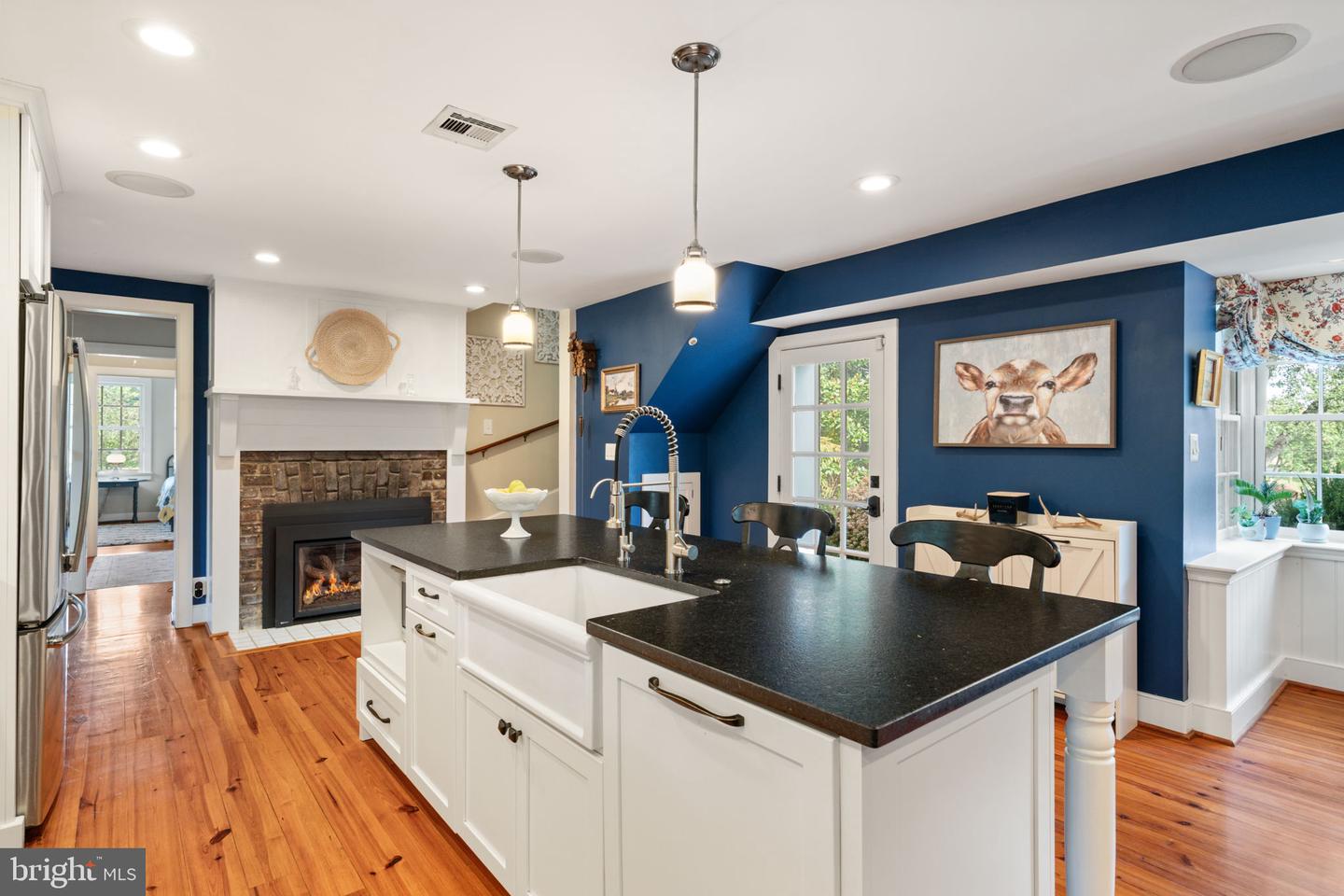 19937 EVERGREEN MILLS RD, LEESBURG, Virginia 20175, 4 Bedrooms Bedrooms, ,4 BathroomsBathrooms,Residential,For sale,19937 EVERGREEN MILLS RD,VALO2112992 MLS # VALO2112992