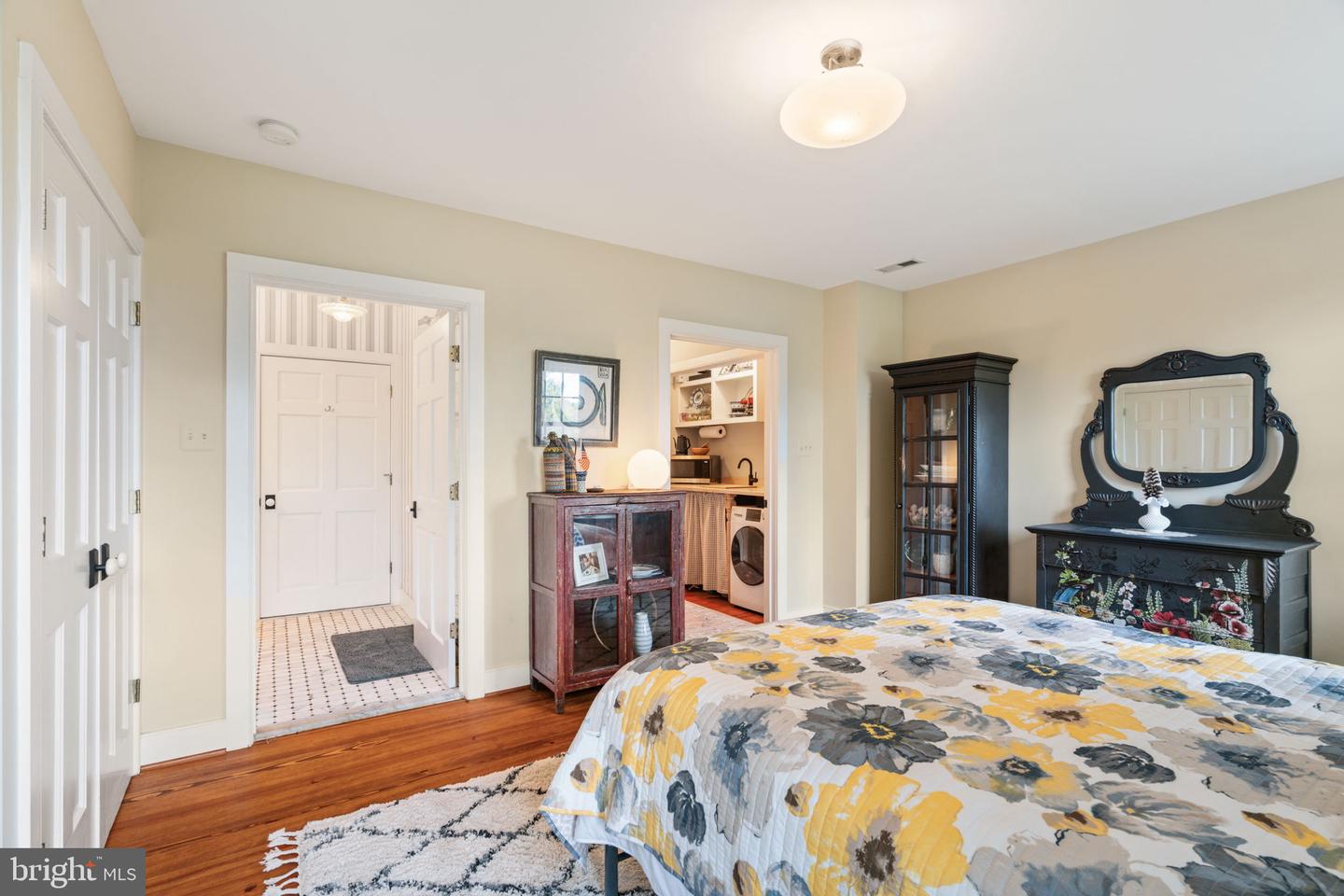 19937 EVERGREEN MILLS RD, LEESBURG, Virginia 20175, 4 Bedrooms Bedrooms, ,4 BathroomsBathrooms,Residential,For sale,19937 EVERGREEN MILLS RD,VALO2112992 MLS # VALO2112992