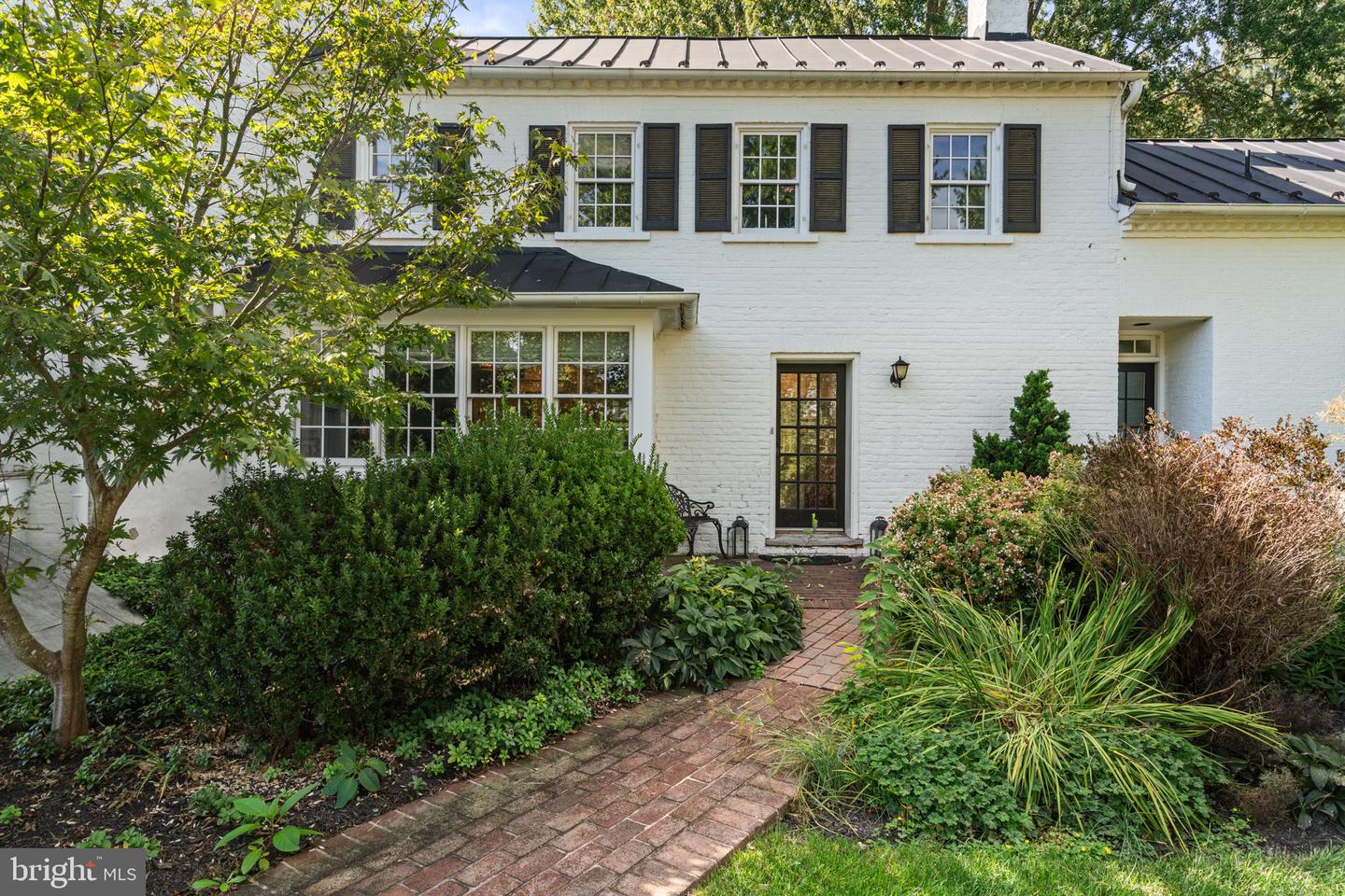 19937 EVERGREEN MILLS RD, LEESBURG, Virginia 20175, 4 Bedrooms Bedrooms, ,4 BathroomsBathrooms,Residential,For sale,19937 EVERGREEN MILLS RD,VALO2112992 MLS # VALO2112992