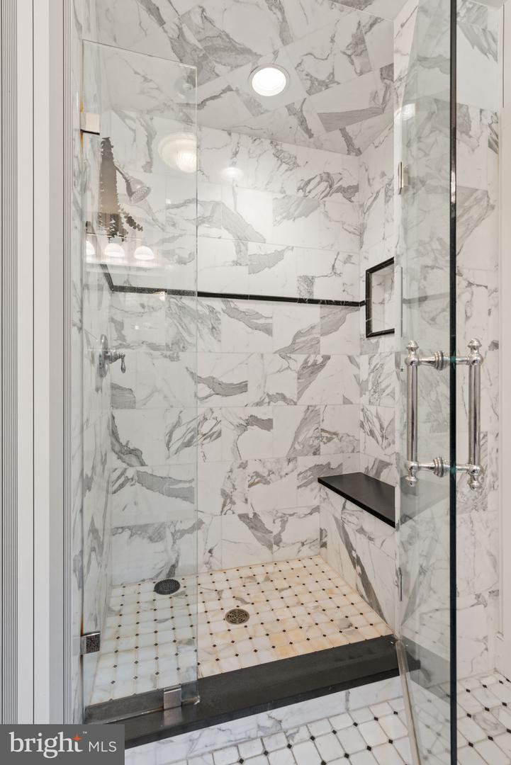 19937 EVERGREEN MILLS RD, LEESBURG, Virginia 20175, 4 Bedrooms Bedrooms, ,4 BathroomsBathrooms,Residential,For sale,19937 EVERGREEN MILLS RD,VALO2112992 MLS # VALO2112992