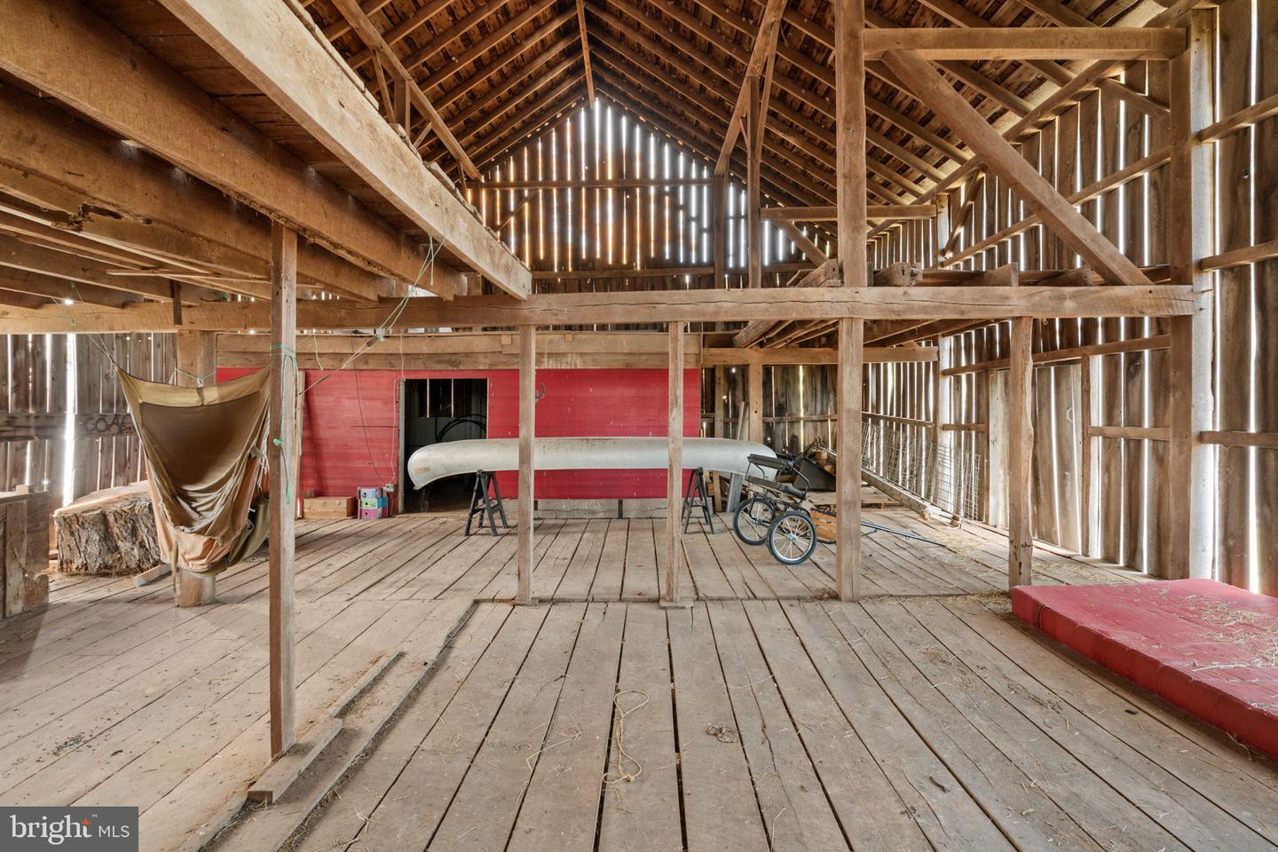 19937 EVERGREEN MILLS RD, LEESBURG, Virginia 20175, 4 Bedrooms Bedrooms, ,4 BathroomsBathrooms,Residential,For sale,19937 EVERGREEN MILLS RD,VALO2112992 MLS # VALO2112992