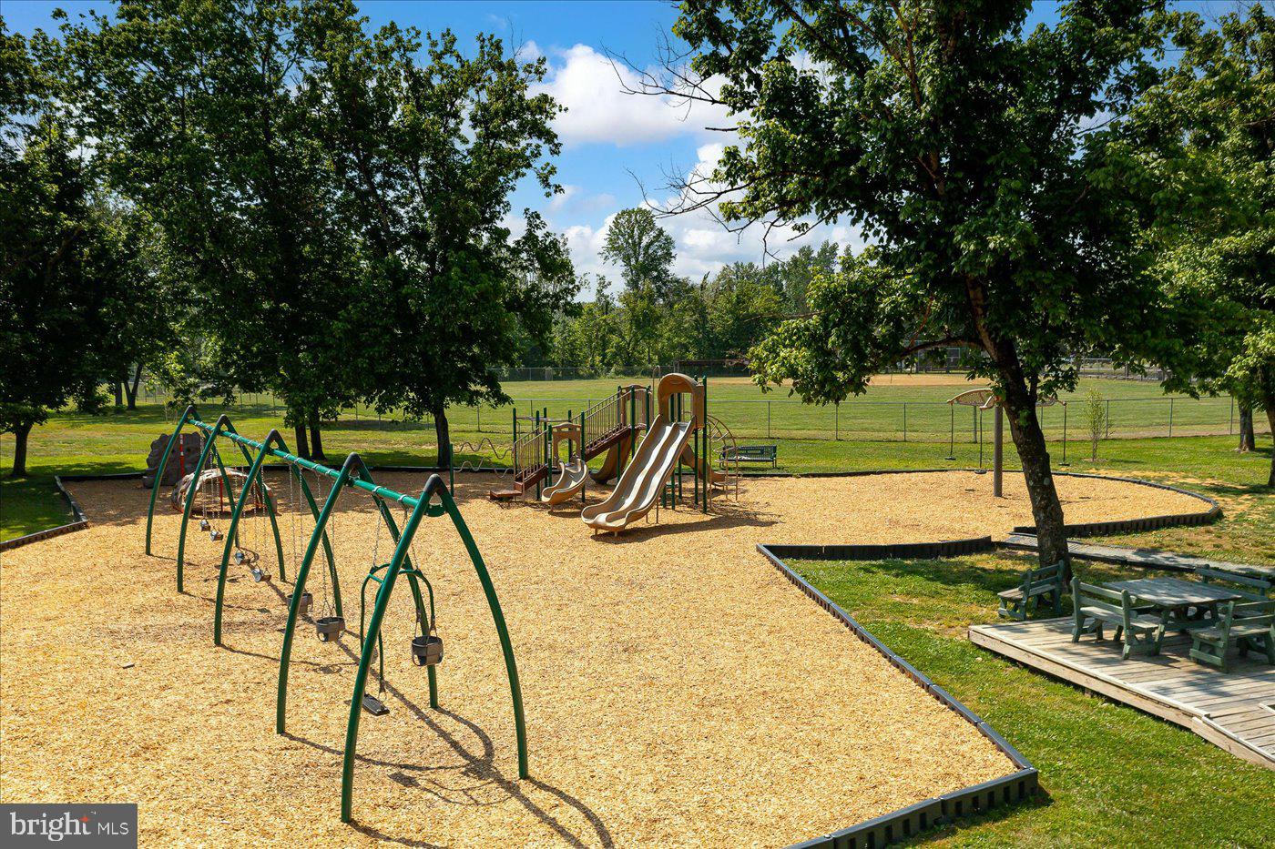 2221 HARPOON DR, STAFFORD, Virginia 22554, 4 Bedrooms Bedrooms, ,3 BathroomsBathrooms,Residential,For sale,2221 HARPOON DR,VAST2044854 MLS # VAST2044854