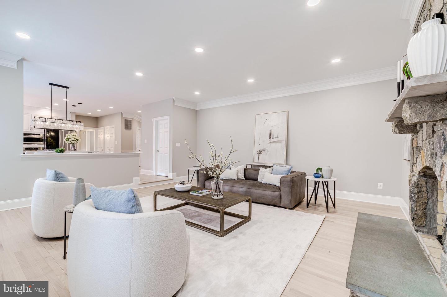 6413 GAYFIELDS RD, ALEXANDRIA, Virginia 22315, 6 Bedrooms Bedrooms, ,5 BathroomsBathrooms,Residential,For sale,6413 GAYFIELDS RD,VAFX2283666 MLS # VAFX2283666