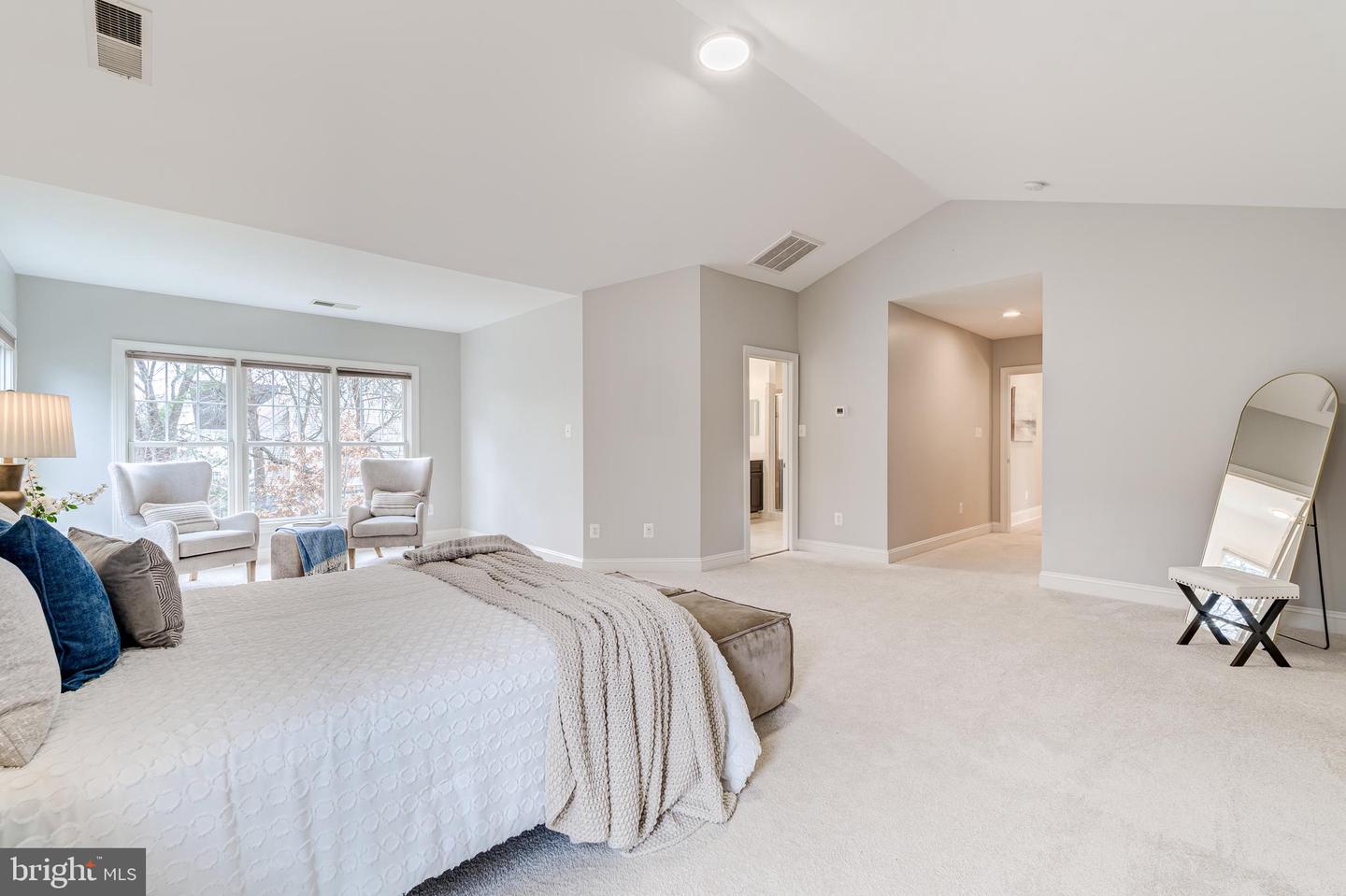 6413 GAYFIELDS RD, ALEXANDRIA, Virginia 22315, 6 Bedrooms Bedrooms, ,5 BathroomsBathrooms,Residential,For sale,6413 GAYFIELDS RD,VAFX2283666 MLS # VAFX2283666