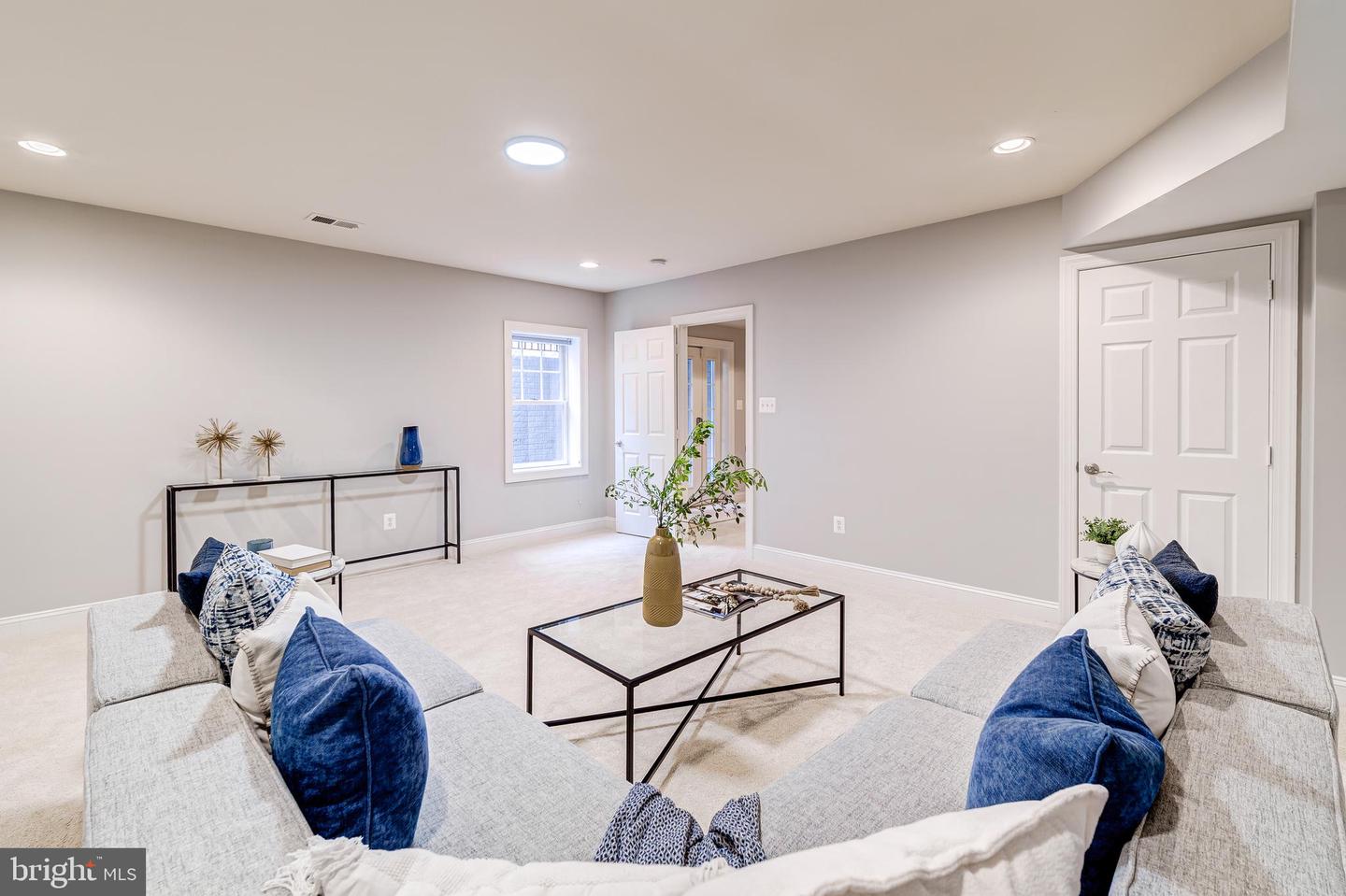 6413 GAYFIELDS RD, ALEXANDRIA, Virginia 22315, 6 Bedrooms Bedrooms, ,5 BathroomsBathrooms,Residential,For sale,6413 GAYFIELDS RD,VAFX2283666 MLS # VAFX2283666