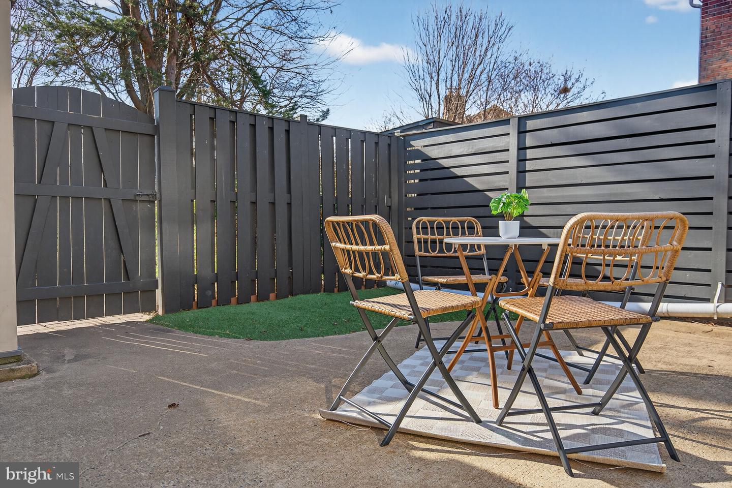 7207 EVANSTON RD, SPRINGFIELD, Virginia 22150, 3 Bedrooms Bedrooms, ,2 BathroomsBathrooms,Residential,For sale,7207 EVANSTON RD,VAFX2283824 MLS # VAFX2283824