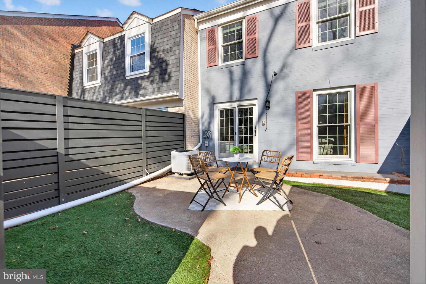 7207 EVANSTON RD, SPRINGFIELD, Virginia 22150, 3 Bedrooms Bedrooms, ,2 BathroomsBathrooms,Residential,For sale,7207 EVANSTON RD,VAFX2283824 MLS # VAFX2283824