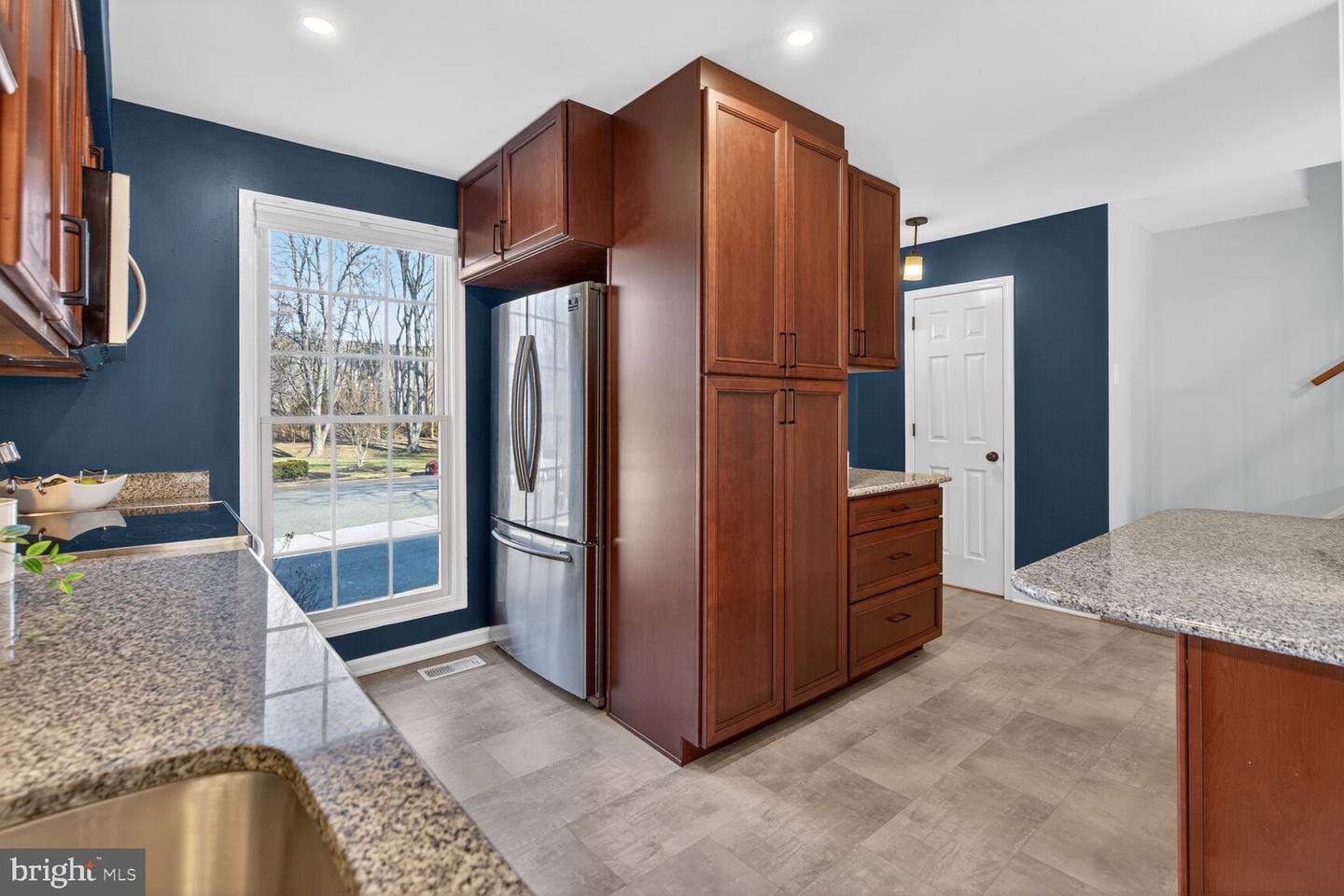 7207 EVANSTON RD, SPRINGFIELD, Virginia 22150, 3 Bedrooms Bedrooms, ,2 BathroomsBathrooms,Residential,For sale,7207 EVANSTON RD,VAFX2283824 MLS # VAFX2283824