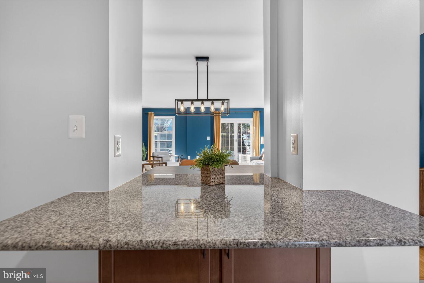 7207 EVANSTON RD, SPRINGFIELD, Virginia 22150, 3 Bedrooms Bedrooms, ,2 BathroomsBathrooms,Residential,For sale,7207 EVANSTON RD,VAFX2283824 MLS # VAFX2283824