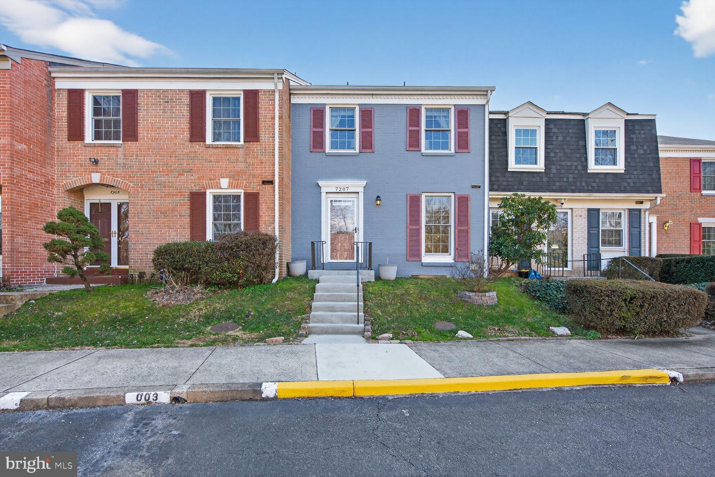 7207 EVANSTON RD, SPRINGFIELD, Virginia 22150, 3 Bedrooms Bedrooms, ,2 BathroomsBathrooms,Residential,For sale,7207 EVANSTON RD,VAFX2283824 MLS # VAFX2283824
