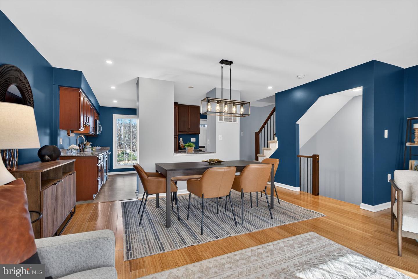 7207 EVANSTON RD, SPRINGFIELD, Virginia 22150, 3 Bedrooms Bedrooms, ,2 BathroomsBathrooms,Residential,For sale,7207 EVANSTON RD,VAFX2283824 MLS # VAFX2283824