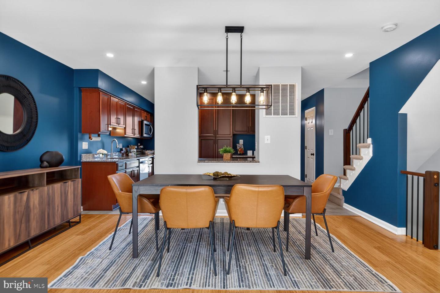 7207 EVANSTON RD, SPRINGFIELD, Virginia 22150, 3 Bedrooms Bedrooms, ,2 BathroomsBathrooms,Residential,For sale,7207 EVANSTON RD,VAFX2283824 MLS # VAFX2283824