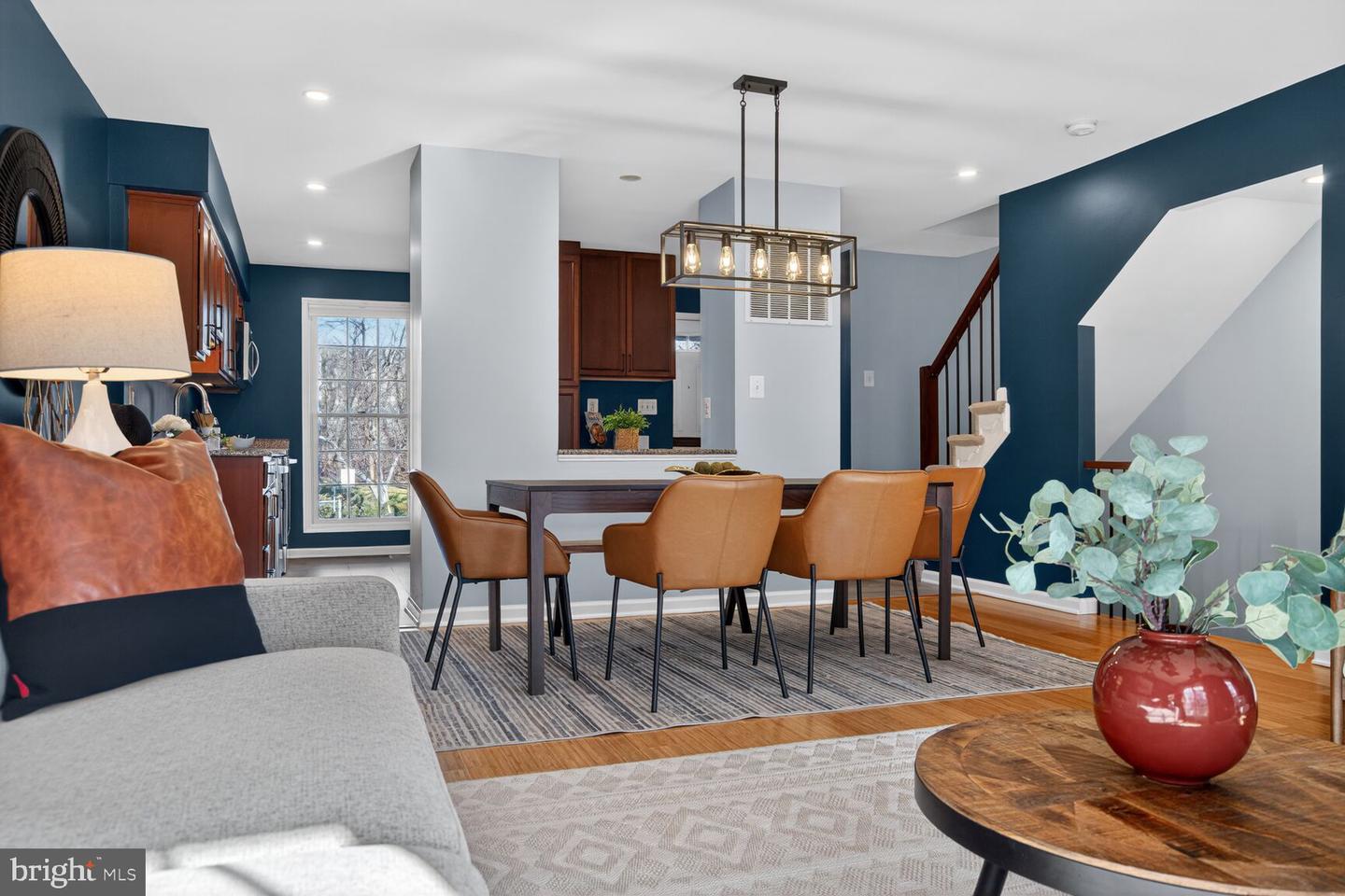 7207 EVANSTON RD, SPRINGFIELD, Virginia 22150, 3 Bedrooms Bedrooms, ,2 BathroomsBathrooms,Residential,For sale,7207 EVANSTON RD,VAFX2283824 MLS # VAFX2283824