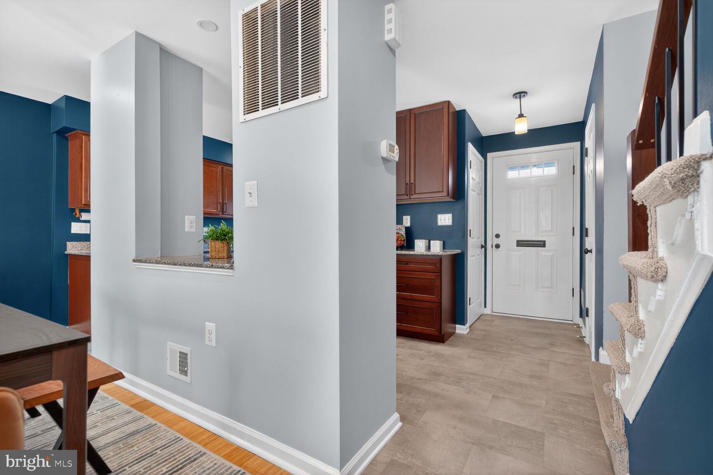 7207 EVANSTON RD, SPRINGFIELD, Virginia 22150, 3 Bedrooms Bedrooms, ,2 BathroomsBathrooms,Residential,For sale,7207 EVANSTON RD,VAFX2283824 MLS # VAFX2283824