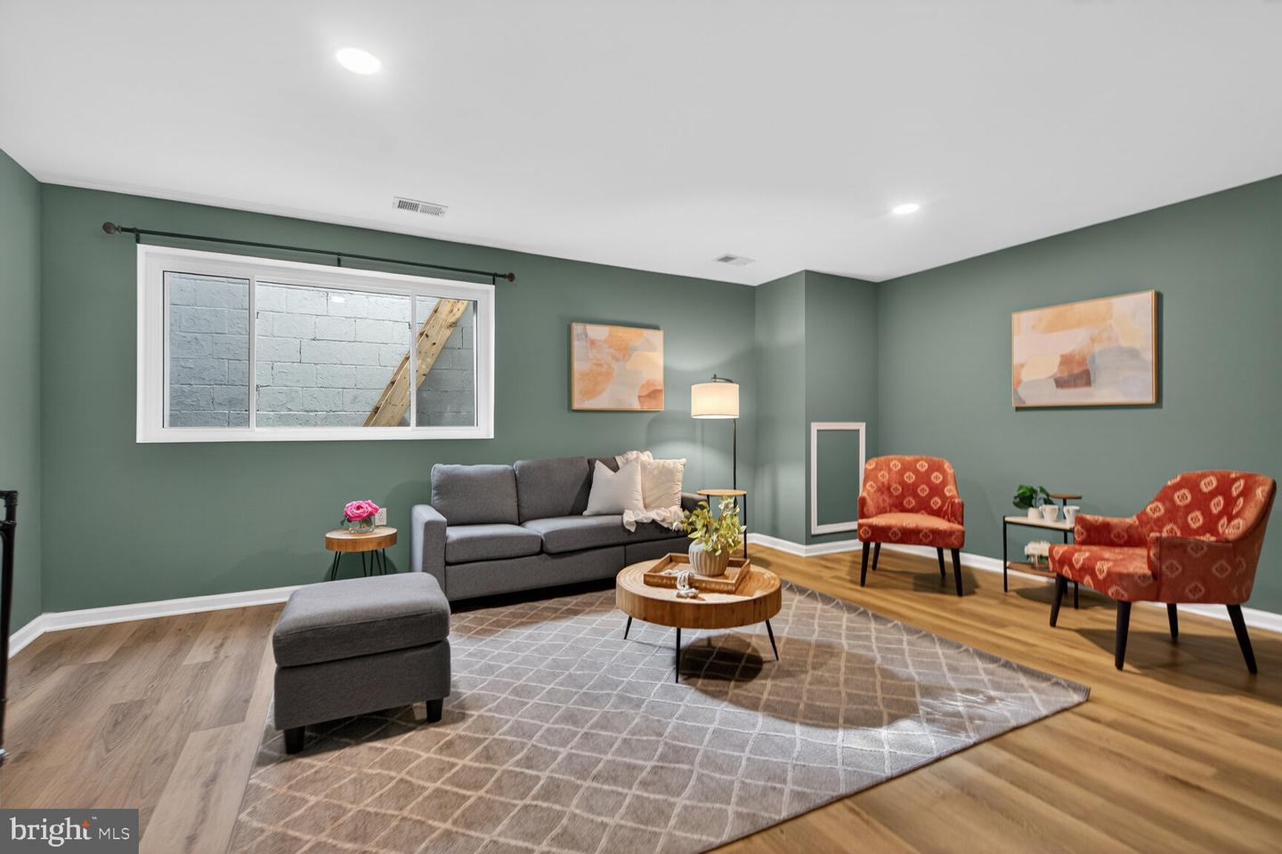 7207 EVANSTON RD, SPRINGFIELD, Virginia 22150, 3 Bedrooms Bedrooms, ,2 BathroomsBathrooms,Residential,For sale,7207 EVANSTON RD,VAFX2283824 MLS # VAFX2283824