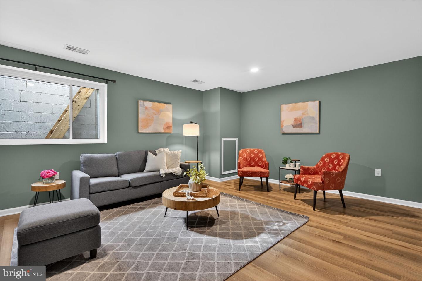 7207 EVANSTON RD, SPRINGFIELD, Virginia 22150, 3 Bedrooms Bedrooms, ,2 BathroomsBathrooms,Residential,For sale,7207 EVANSTON RD,VAFX2283824 MLS # VAFX2283824