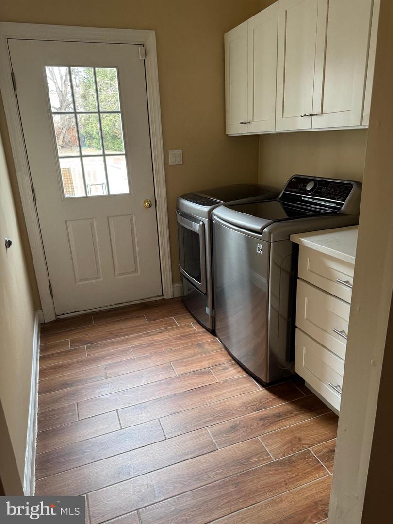 10500 DUNN MEADOW RD, VIENNA, Virginia 22182, 5 Bedrooms Bedrooms, ,4 BathroomsBathrooms,Residential,For sale,10500 DUNN MEADOW RD,VAFX2283888 MLS # VAFX2283888