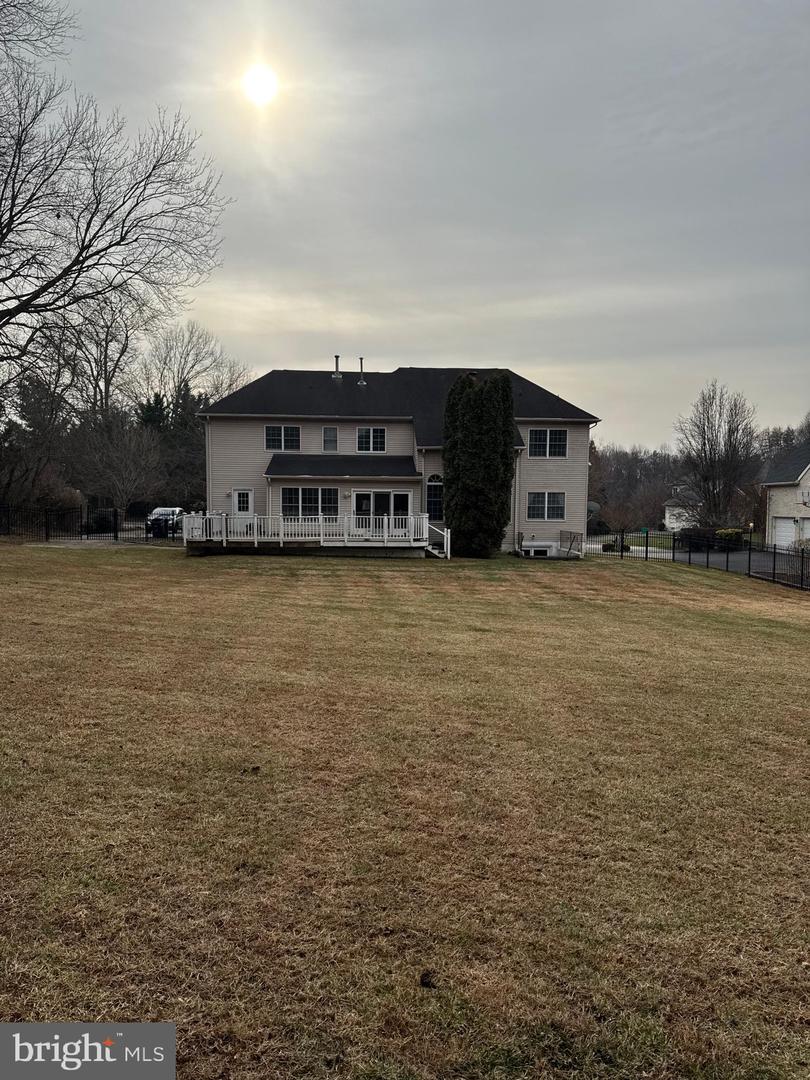 10500 DUNN MEADOW RD, VIENNA, Virginia 22182, 5 Bedrooms Bedrooms, ,4 BathroomsBathrooms,Residential,For sale,10500 DUNN MEADOW RD,VAFX2283888 MLS # VAFX2283888
