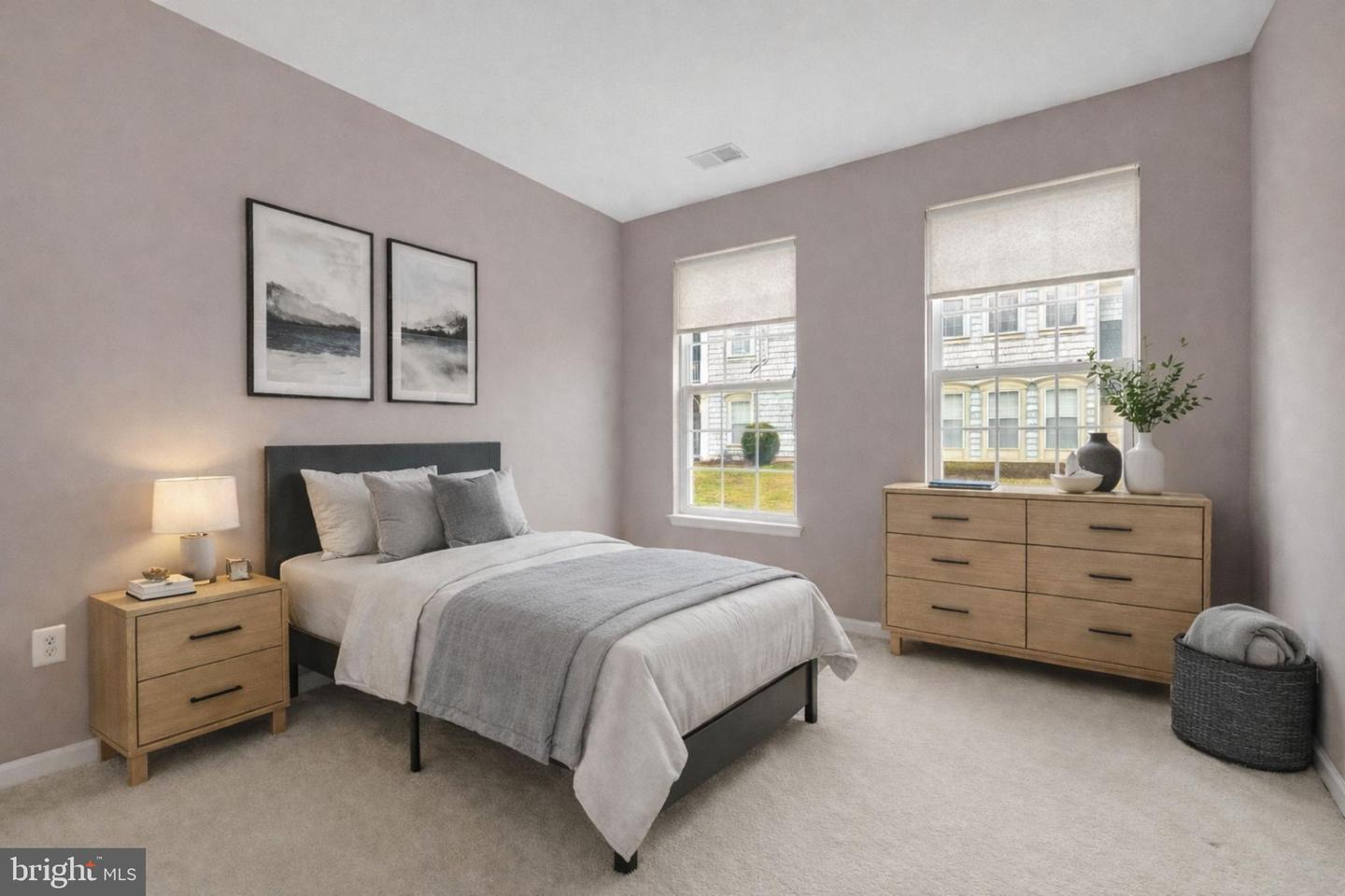 13910 GREENDALE DR #33, WOODBRIDGE, Virginia 22191, 3 Bedrooms Bedrooms, ,2 BathroomsBathrooms,Residential,For sale,13910 GREENDALE DR #33,VAPW2109938 MLS # VAPW2109938