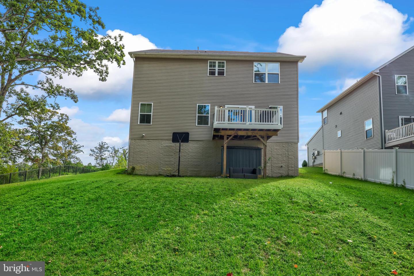 305 COURTHOUSE MANOR DR, STAFFORD, Virginia 22554, 4 Bedrooms Bedrooms, ,3 BathroomsBathrooms,Residential,For sale,305 COURTHOUSE MANOR DR,VAST2044976 MLS # VAST2044976