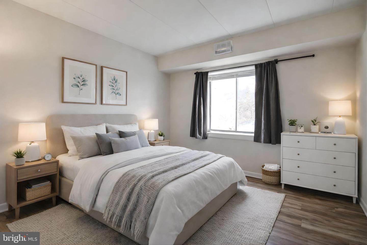 6240 EDSALL RD #202, ALEXANDRIA, Virginia 22312, 2 Bedrooms Bedrooms, ,2 BathroomsBathrooms,Residential,For sale,6240 EDSALL RD #202,VAAX2052854 MLS # VAAX2052854