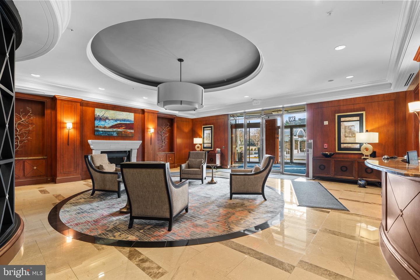 8220 CRESTWOOD HEIGHTS DR #203, MCLEAN, Virginia 22102, 1 Bedroom Bedrooms, 4 Rooms Rooms,2 BathroomsBathrooms,Residential,For sale,8220 CRESTWOOD HEIGHTS DR #203,VAFX2284356 MLS # VAFX2284356