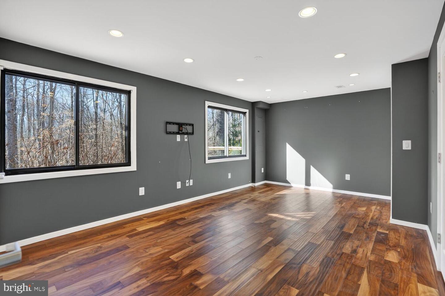 2599 TREE HOUSE DR, WOODBRIDGE, Virginia 22192, 4 Bedrooms Bedrooms, ,3 BathroomsBathrooms,Residential,For sale,2599 TREE HOUSE DR,VAPW2110060 MLS # VAPW2110060