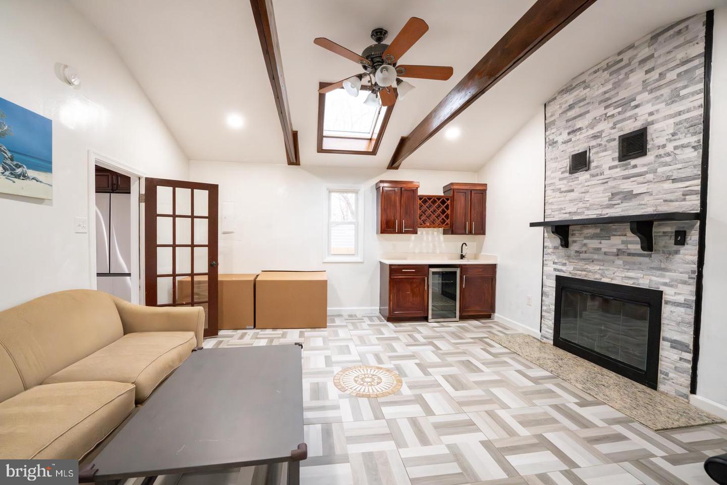 903 WINGFIELD RD, WOODBRIDGE, Virginia 22191, 4 Bedrooms Bedrooms, 6 Rooms Rooms,3 BathroomsBathrooms,Residential,For sale,903 WINGFIELD RD,VAPW2110104 MLS # VAPW2110104