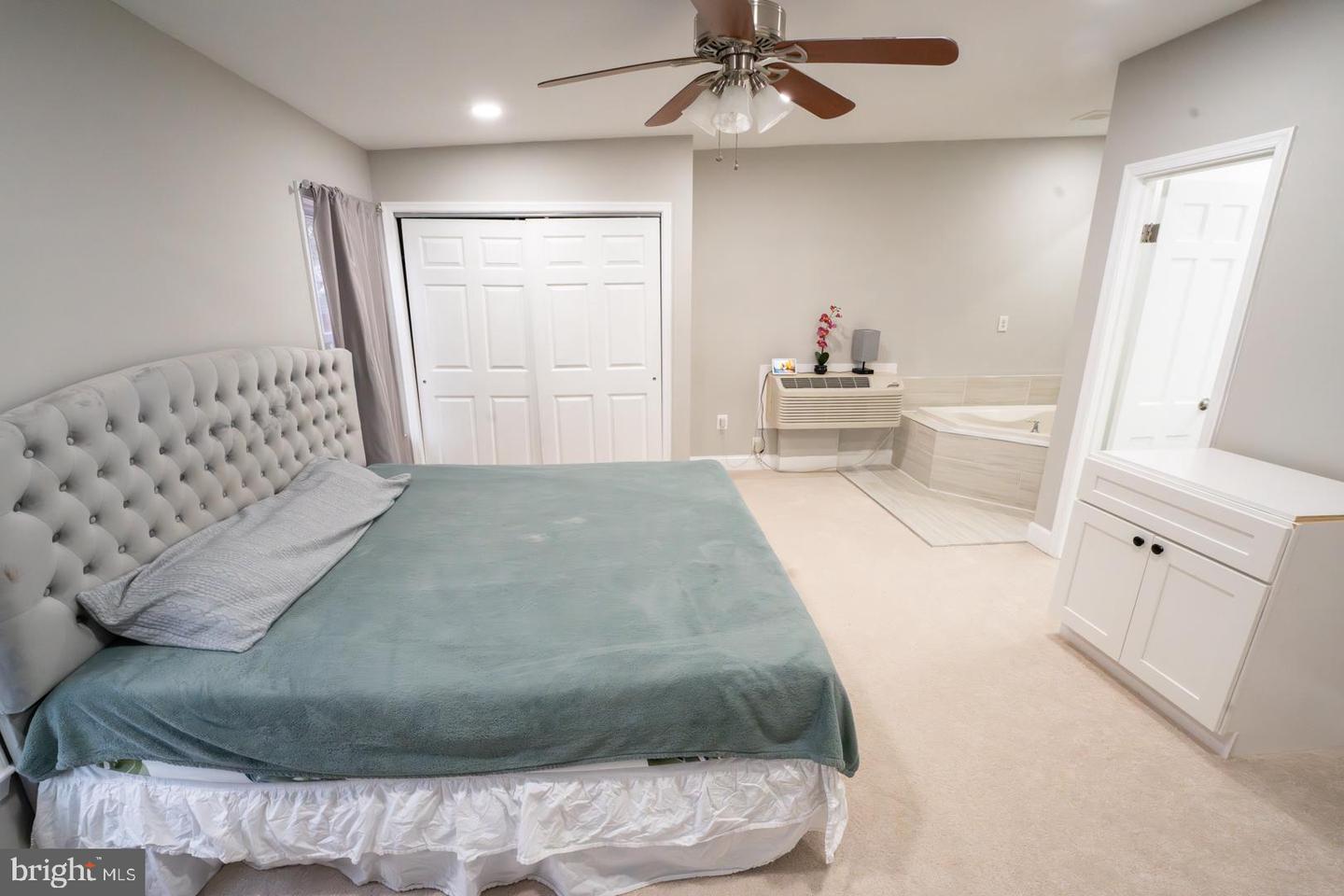 903 WINGFIELD RD, WOODBRIDGE, Virginia 22191, 4 Bedrooms Bedrooms, 6 Rooms Rooms,3 BathroomsBathrooms,Residential,For sale,903 WINGFIELD RD,VAPW2110104 MLS # VAPW2110104