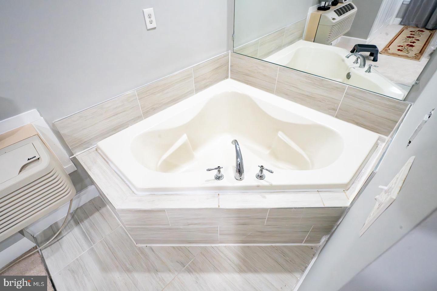 903 WINGFIELD RD, WOODBRIDGE, Virginia 22191, 4 Bedrooms Bedrooms, 6 Rooms Rooms,3 BathroomsBathrooms,Residential,For sale,903 WINGFIELD RD,VAPW2110104 MLS # VAPW2110104