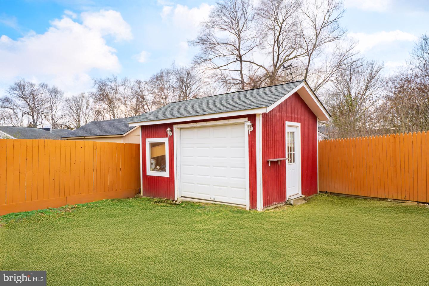 903 WINGFIELD RD, WOODBRIDGE, Virginia 22191, 4 Bedrooms Bedrooms, 6 Rooms Rooms,3 BathroomsBathrooms,Residential,For sale,903 WINGFIELD RD,VAPW2110104 MLS # VAPW2110104