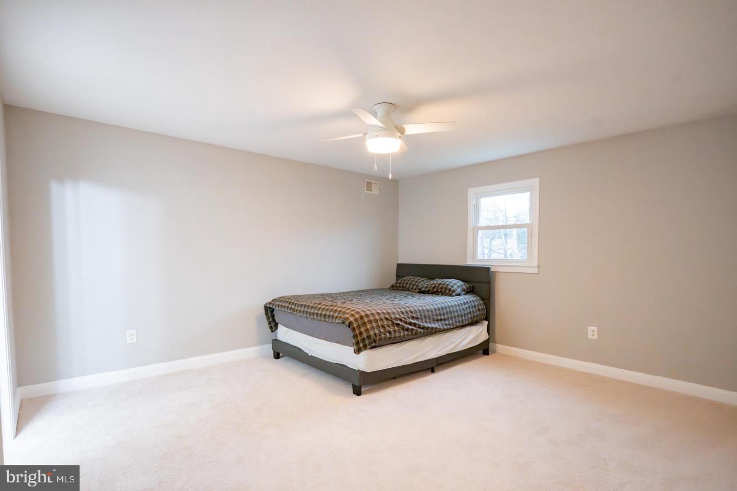 903 WINGFIELD RD, WOODBRIDGE, Virginia 22191, 4 Bedrooms Bedrooms, 6 Rooms Rooms,3 BathroomsBathrooms,Residential,For sale,903 WINGFIELD RD,VAPW2110104 MLS # VAPW2110104