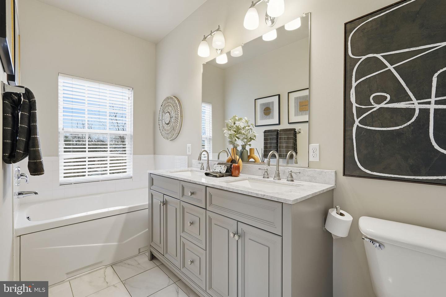 46600 CHASE VIEW TER, STERLING, Virginia 20164, 4 Bedrooms Bedrooms, ,3 BathroomsBathrooms,Residential,For sale,46600 CHASE VIEW TER,VALO2113570 MLS # VALO2113570