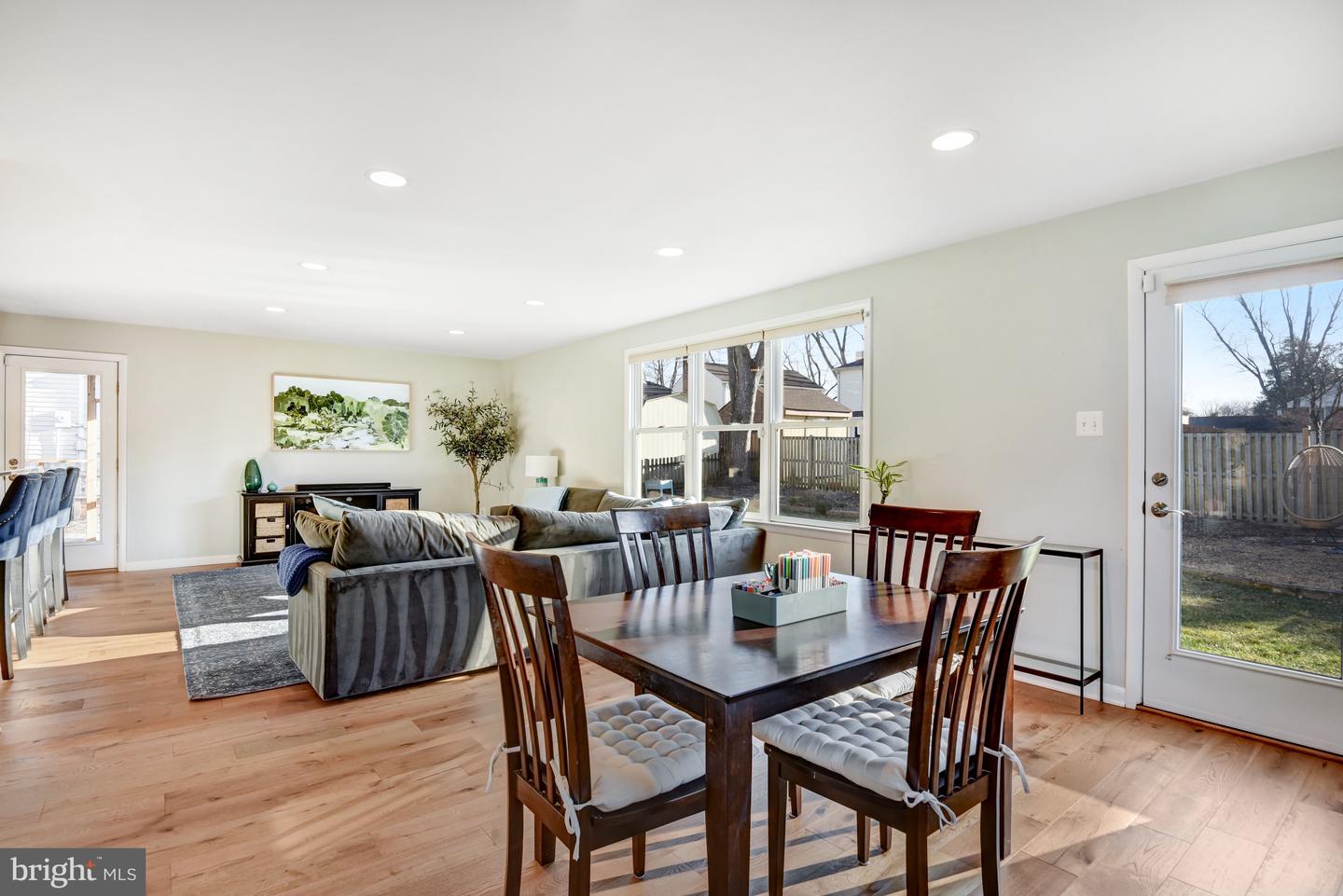 13631 ELLENDALE DR, CHANTILLY, Virginia 20151, 5 Bedrooms Bedrooms, ,2 BathroomsBathrooms,Residential,For sale,13631 ELLENDALE DR,VAFX2284798 MLS # VAFX2284798