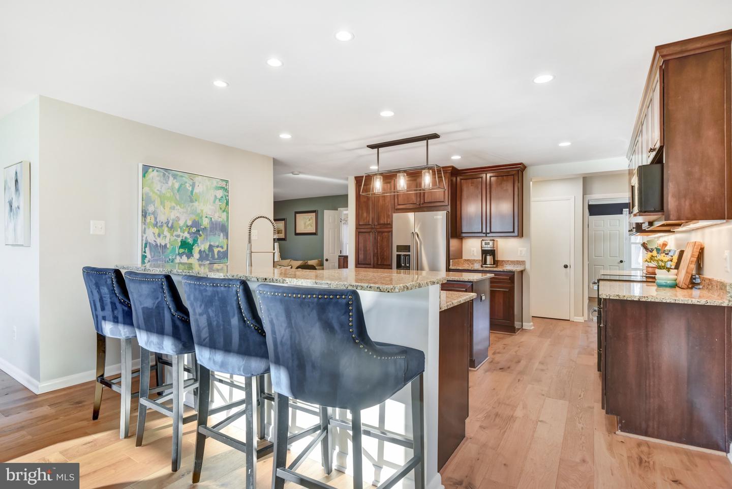 13631 ELLENDALE DR, CHANTILLY, Virginia 20151, 5 Bedrooms Bedrooms, ,2 BathroomsBathrooms,Residential,For sale,13631 ELLENDALE DR,VAFX2284798 MLS # VAFX2284798