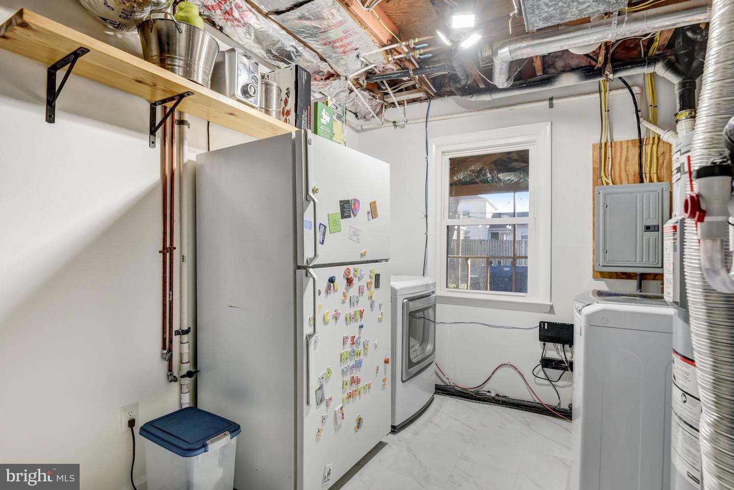 13631 ELLENDALE DR, CHANTILLY, Virginia 20151, 5 Bedrooms Bedrooms, ,2 BathroomsBathrooms,Residential,For sale,13631 ELLENDALE DR,VAFX2284798 MLS # VAFX2284798