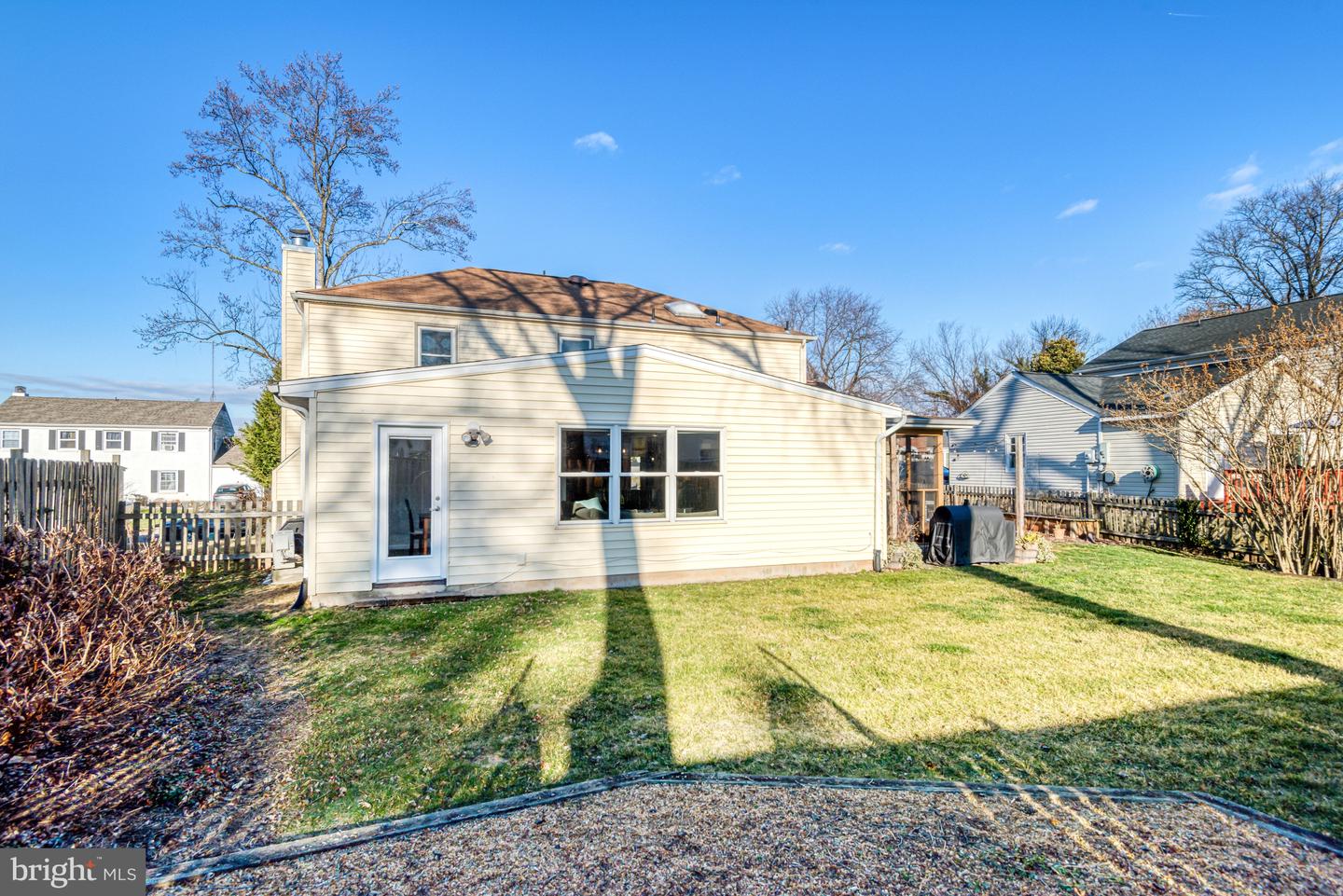 13631 ELLENDALE DR, CHANTILLY, Virginia 20151, 5 Bedrooms Bedrooms, ,2 BathroomsBathrooms,Residential,For sale,13631 ELLENDALE DR,VAFX2284798 MLS # VAFX2284798