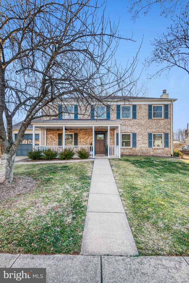 13631 ELLENDALE DR, CHANTILLY, Virginia 20151, 5 Bedrooms Bedrooms, ,2 BathroomsBathrooms,Residential,For sale,13631 ELLENDALE DR,VAFX2284798 MLS # VAFX2284798