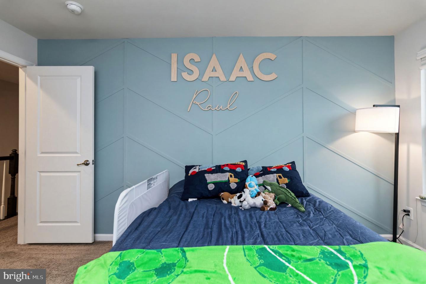 16961 TAKEAWAY LN, DUMFRIES, Virginia 22026, 4 Bedrooms Bedrooms, ,2 BathroomsBathrooms,Residential,For sale,16961 TAKEAWAY LN,VAPW2110238 MLS # VAPW2110238