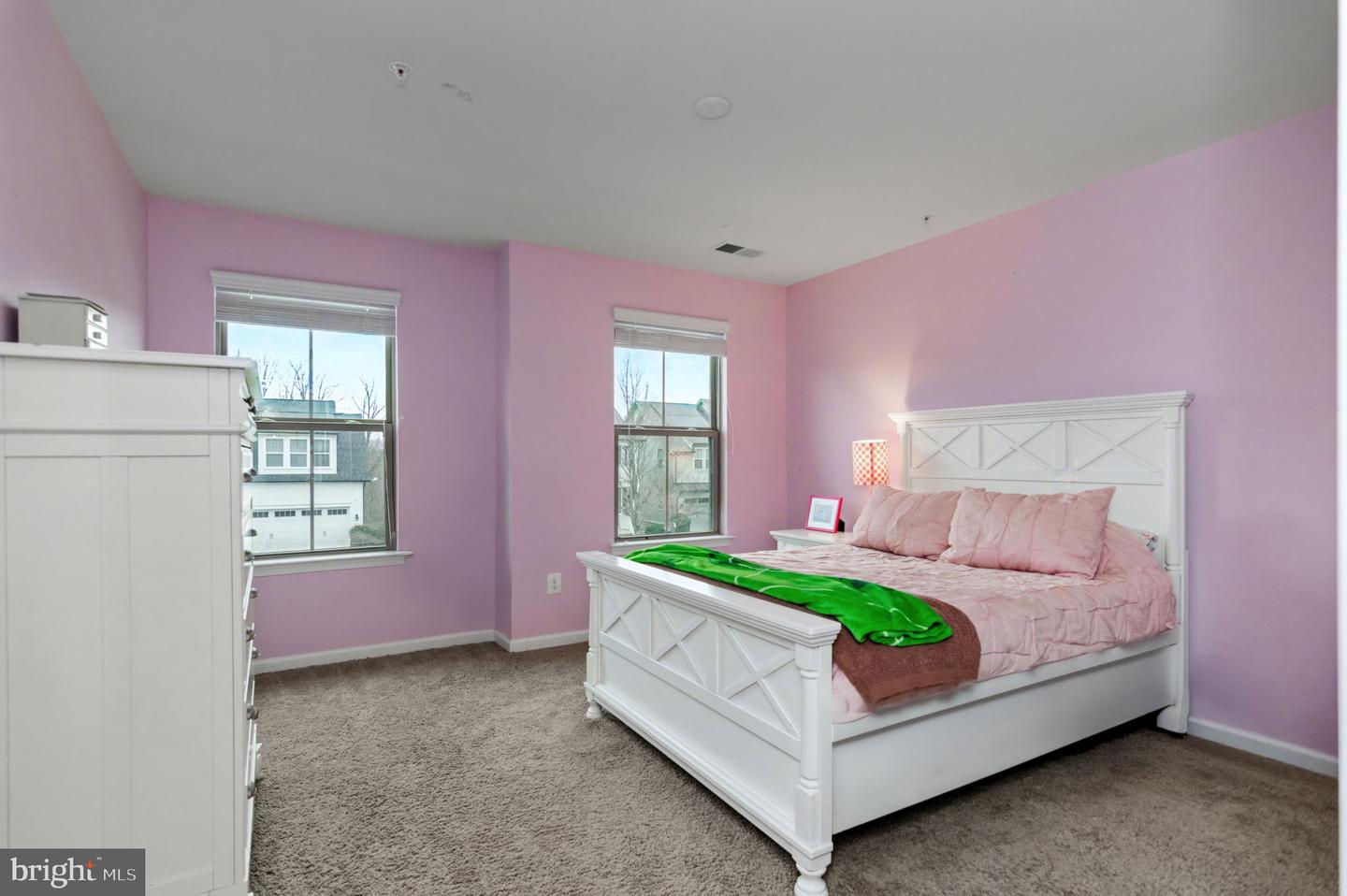 16961 TAKEAWAY LN, DUMFRIES, Virginia 22026, 4 Bedrooms Bedrooms, ,2 BathroomsBathrooms,Residential,For sale,16961 TAKEAWAY LN,VAPW2110238 MLS # VAPW2110238