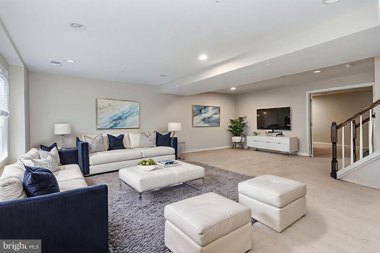 16961 TAKEAWAY LN, DUMFRIES, Virginia 22026, 4 Bedrooms Bedrooms, ,2 BathroomsBathrooms,Residential,For sale,16961 TAKEAWAY LN,VAPW2110238 MLS # VAPW2110238