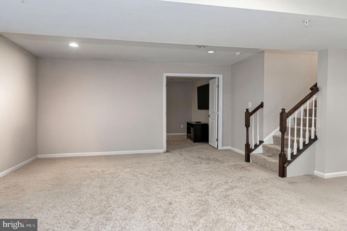 16961 TAKEAWAY LN, DUMFRIES, Virginia 22026, 4 Bedrooms Bedrooms, ,2 BathroomsBathrooms,Residential,For sale,16961 TAKEAWAY LN,VAPW2110238 MLS # VAPW2110238