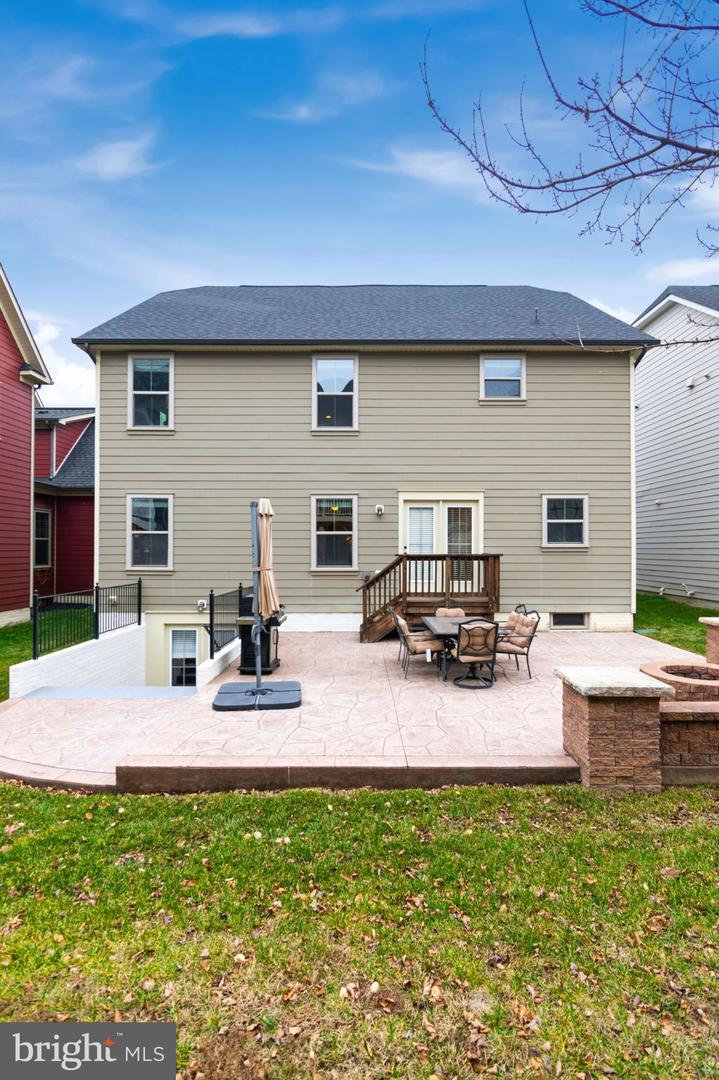 16961 TAKEAWAY LN, DUMFRIES, Virginia 22026, 4 Bedrooms Bedrooms, ,2 BathroomsBathrooms,Residential,For sale,16961 TAKEAWAY LN,VAPW2110238 MLS # VAPW2110238