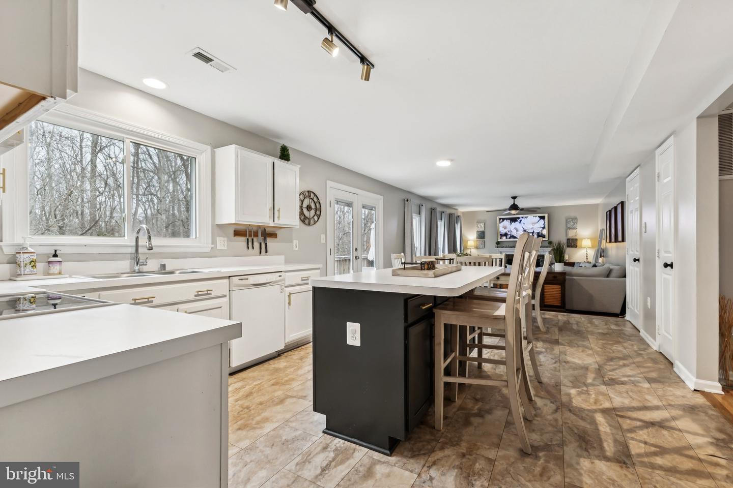 14 WILLOW GLEN CT, STAFFORD, Virginia 22554, 4 Bedrooms Bedrooms, ,2 BathroomsBathrooms,Residential,For sale,14 WILLOW GLEN CT,VAST2045132 MLS # VAST2045132