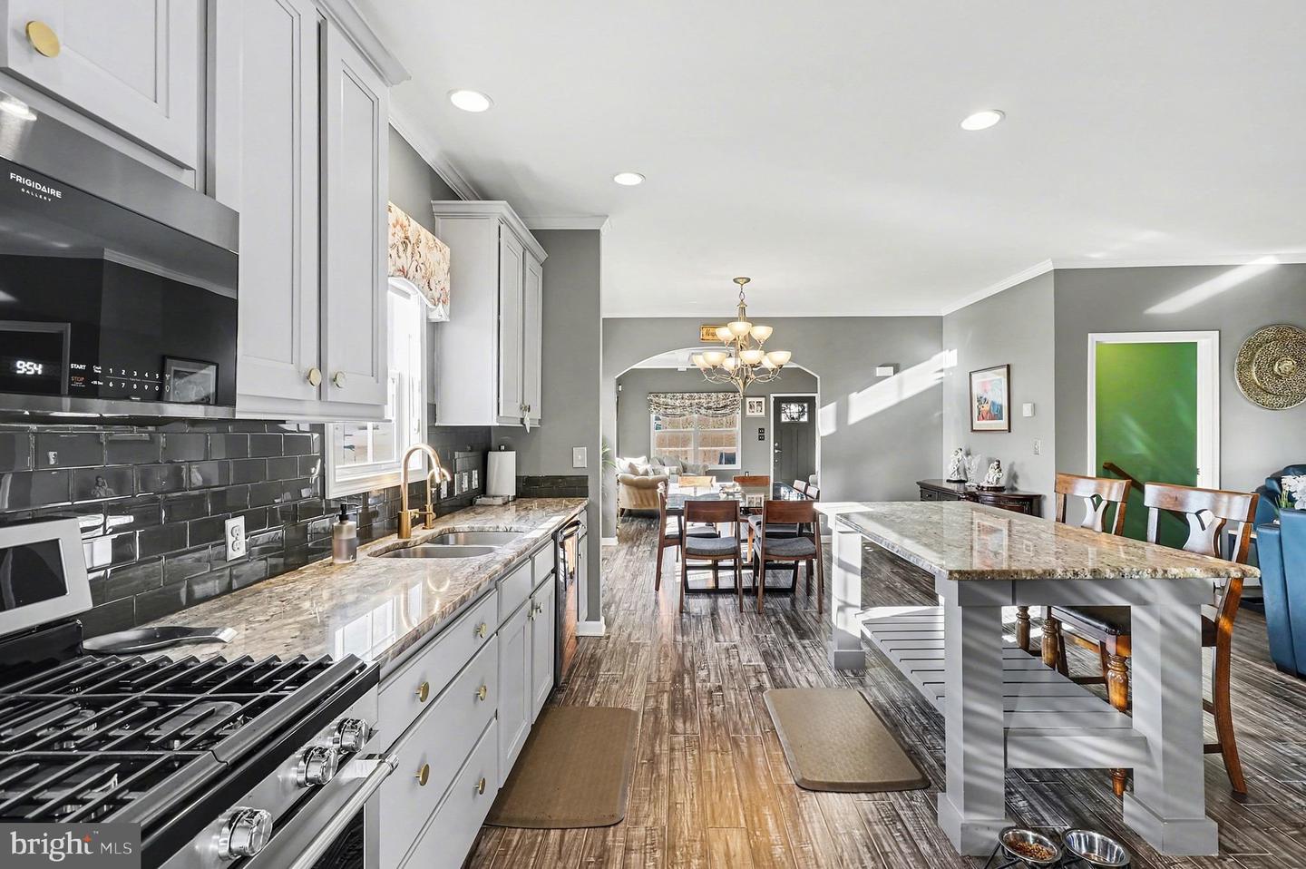 129 HICKORY HILL OVERLOOK CT, FREDERICKSBURG, Virginia 22405, 3 Bedrooms Bedrooms, ,3 BathroomsBathrooms,Residential,For sale,129 HICKORY HILL OVERLOOK CT,VAST2045166 MLS # VAST2045166