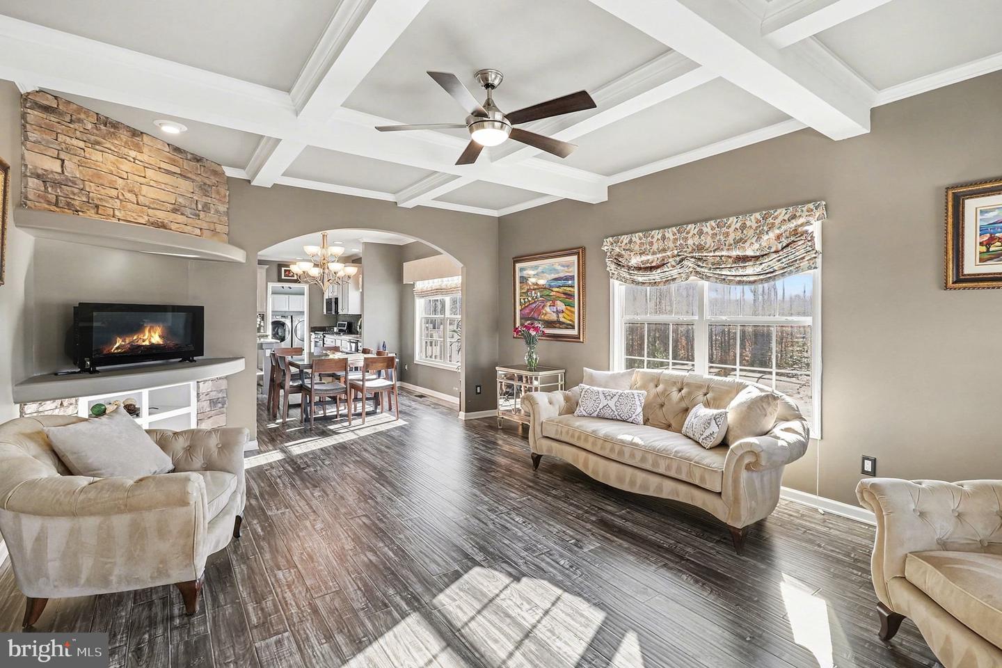 129 HICKORY HILL OVERLOOK CT, FREDERICKSBURG, Virginia 22405, 3 Bedrooms Bedrooms, ,3 BathroomsBathrooms,Residential,For sale,129 HICKORY HILL OVERLOOK CT,VAST2045166 MLS # VAST2045166