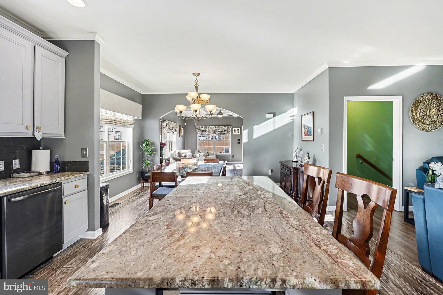 129 HICKORY HILL OVERLOOK CT, FREDERICKSBURG, Virginia 22405, 3 Bedrooms Bedrooms, ,3 BathroomsBathrooms,Residential,For sale,129 HICKORY HILL OVERLOOK CT,VAST2045166 MLS # VAST2045166