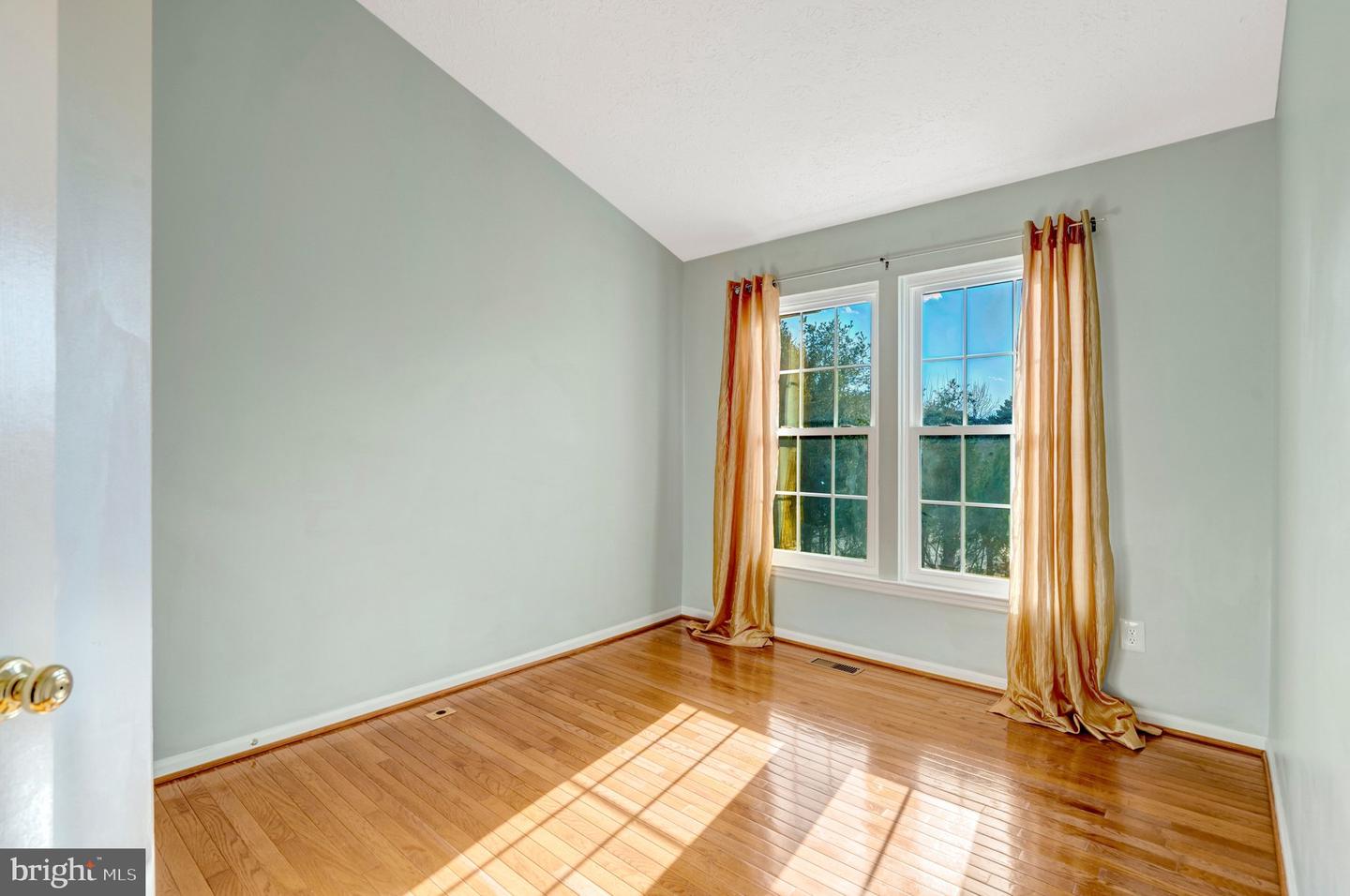 14097 WINDING RIDGE LN, CENTREVILLE, Virginia 20121, 3 Bedrooms Bedrooms, ,3 BathroomsBathrooms,Residential,For sale,14097 WINDING RIDGE LN,VAFX2285274 MLS # VAFX2285274 14097 WINDING RIDGE LN, CENTREVILLE, Virginia 20121, 3 Bedrooms Bedrooms, ,3 BathroomsBathrooms,Residential,For sale,14097 WINDING RIDGE LN,VAFX2285274 MLS # VAFX2285274