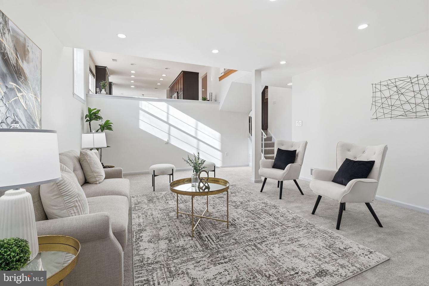 5207 RUFFNER WOODS CT, BURKE, Virginia 22015, 4 Bedrooms Bedrooms, ,3 BathroomsBathrooms,Residential,For sale,5207 RUFFNER WOODS CT,VAFX2285276 MLS # VAFX2285276