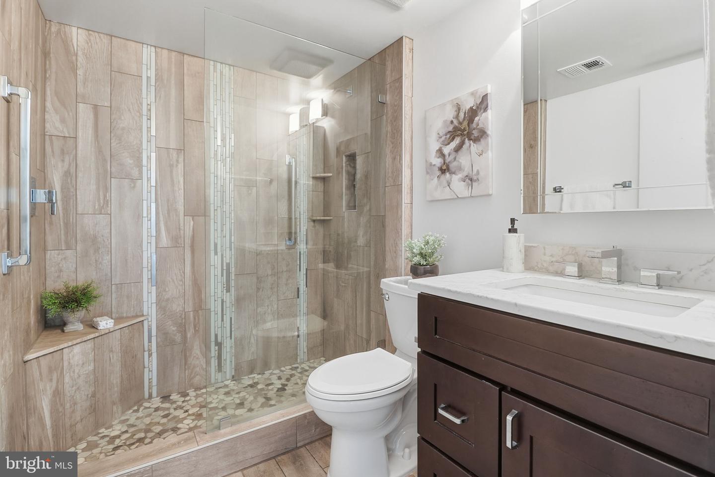 5207 RUFFNER WOODS CT, BURKE, Virginia 22015, 4 Bedrooms Bedrooms, ,3 BathroomsBathrooms,Residential,For sale,5207 RUFFNER WOODS CT,VAFX2285276 MLS # VAFX2285276